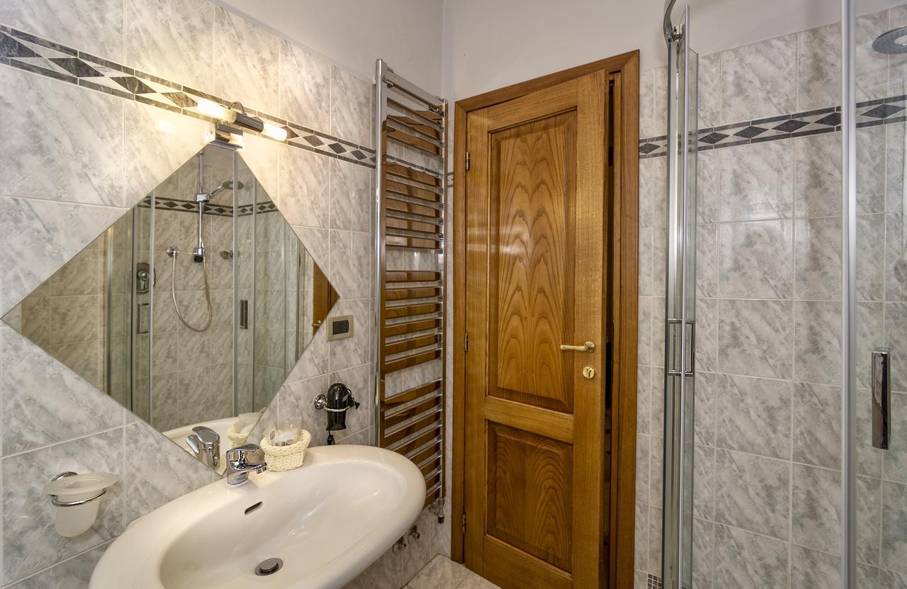 Villa Martina Classic & Luxury Room Pise Extérieur photo